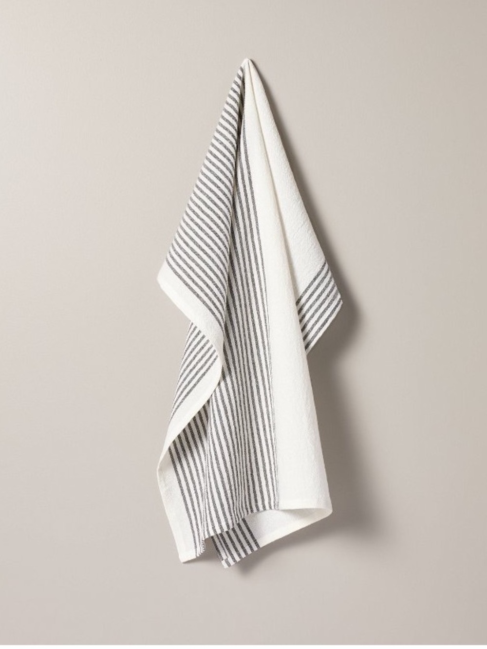 Mini Stripe Flour Sack Kitchen
Towel Dark Gray/Cream - Hearth & Hand new